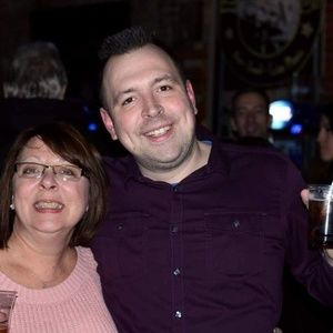 Meet your Posher, Derek